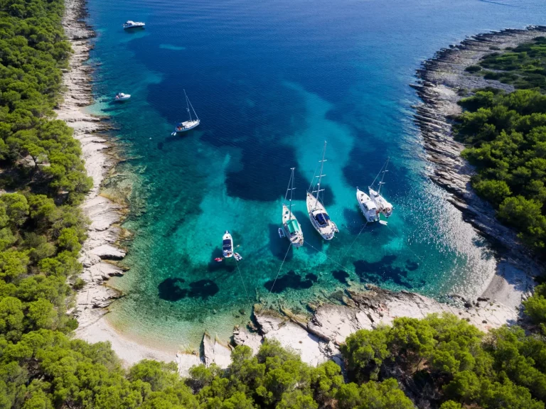 Croazia Vista aerea Otok Žirje, Luftaufnahme Zirje Bucht, Sebenico